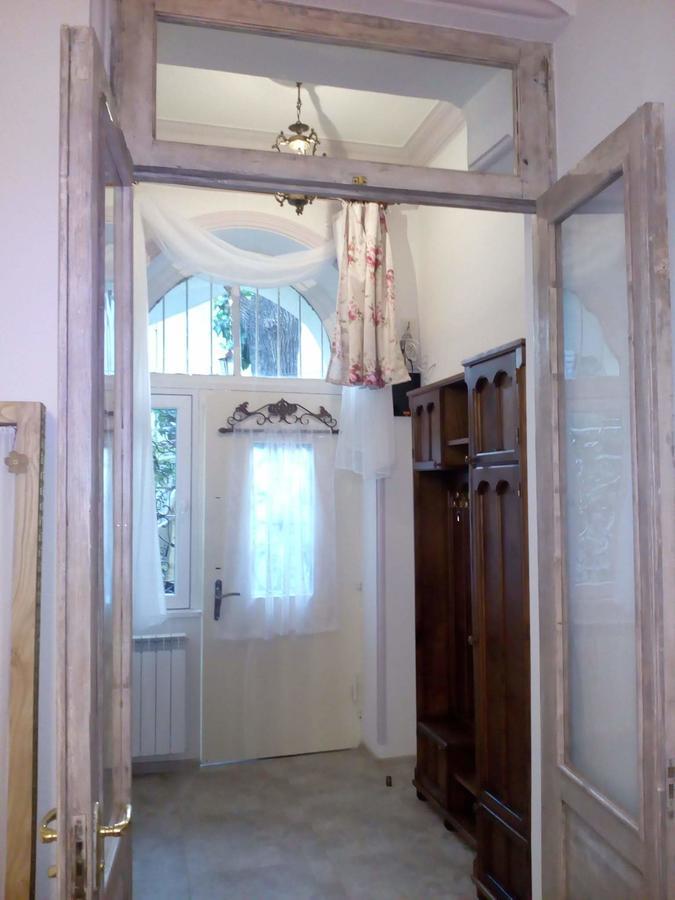 Art House Petunia Apartment Tbilisi